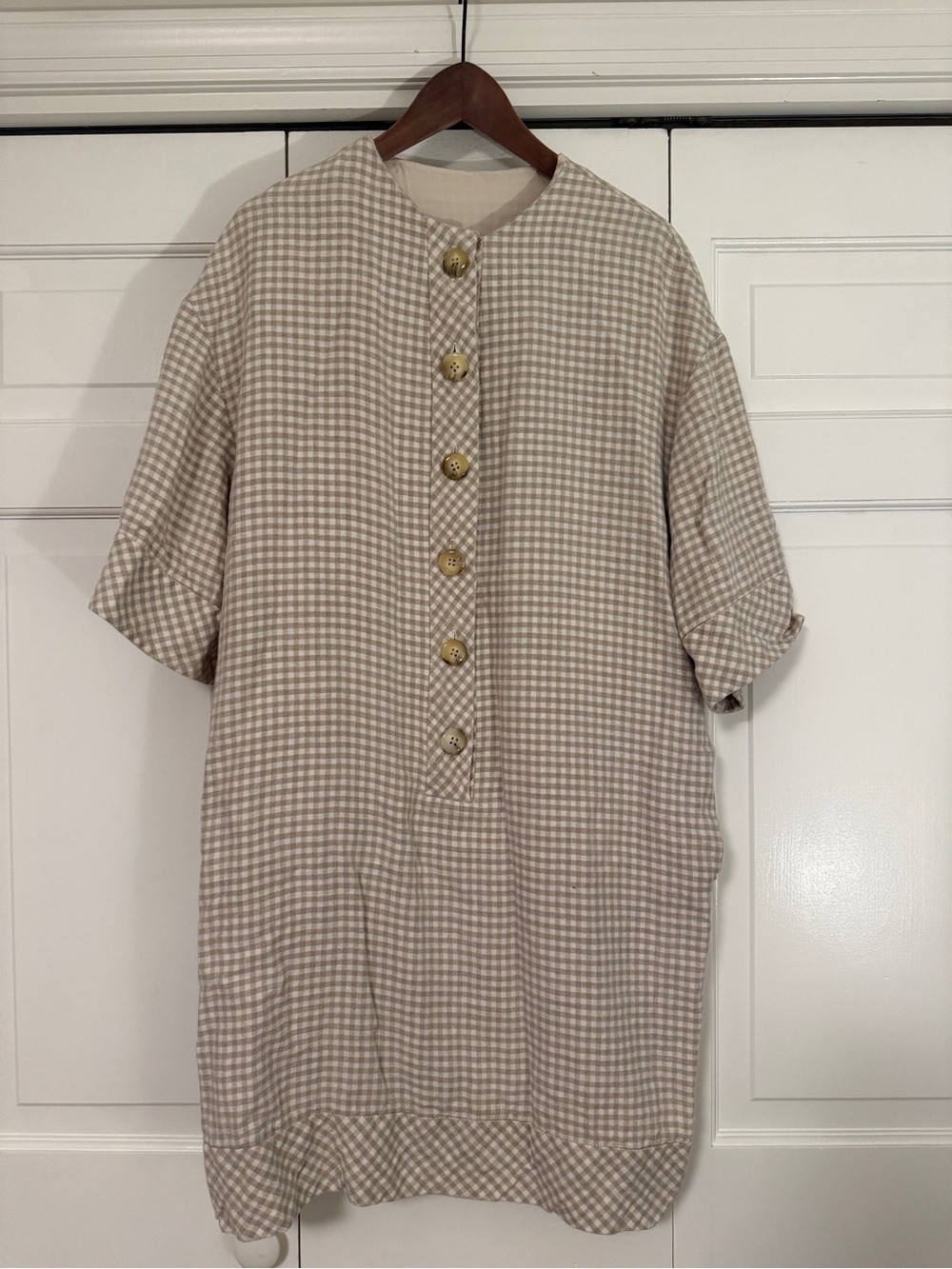 Vintage Beige Gingham Button-Front Women’s Dress